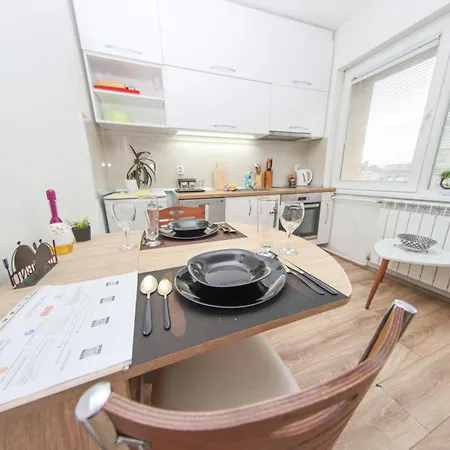 & Heart Main Square * Skopje