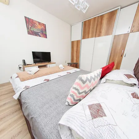 Apartment & Heart Main Square