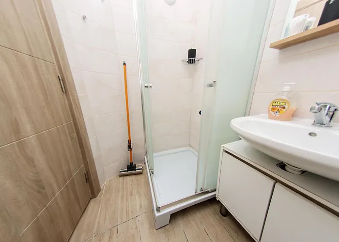 & Heart Main Square *